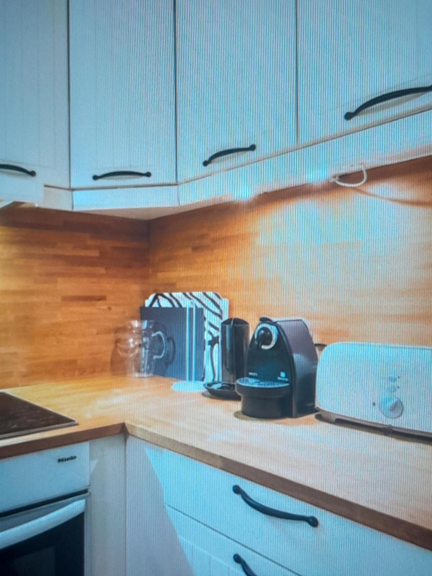 Appartamento 1 Minute Gare Montparnasse , Center, Awsome Place, Close To Eiffel Tour And Louvre Meusm , Front Metro Parigi