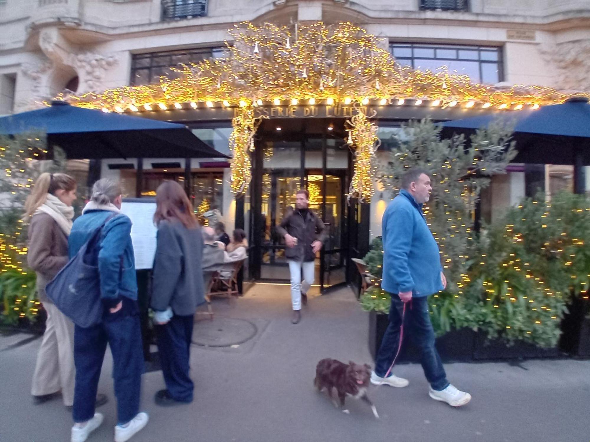 1 Minute Gare Montparnasse , Center, Awsome Place, Close To Eiffel Tour And Louvre Meusm , Front Metro Parigi